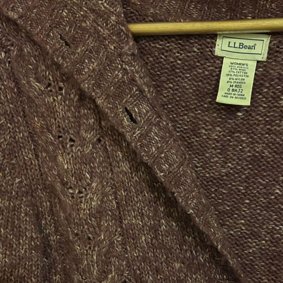 L.L. Bean Women's Burgundy Cardigan - Picture 4 of 9